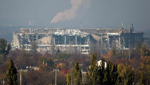 Giao tranh bùng phát dữ dội quanh sân bay Donetsk