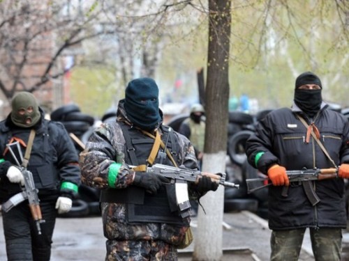 Ly khai Donetsk cảnh báo tấn công trả đũa quân chính phủ