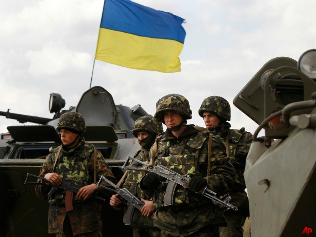 Mỹ không cung cấp vũ khí sát thương cho Ukraine