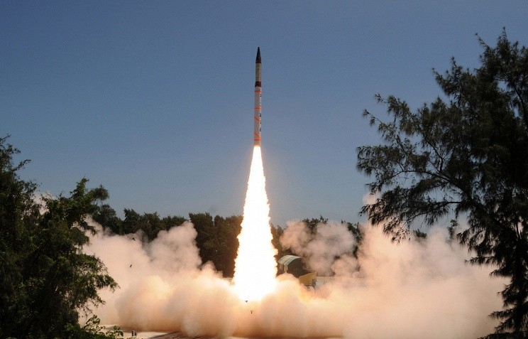 Tên lửa đạn đạo có khả năng hạt nhân Agni-IV.