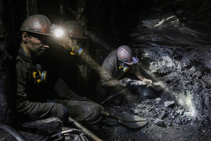 Cận cảnh mưu sinh của thợ mỏ vùng Donbass thời chiến