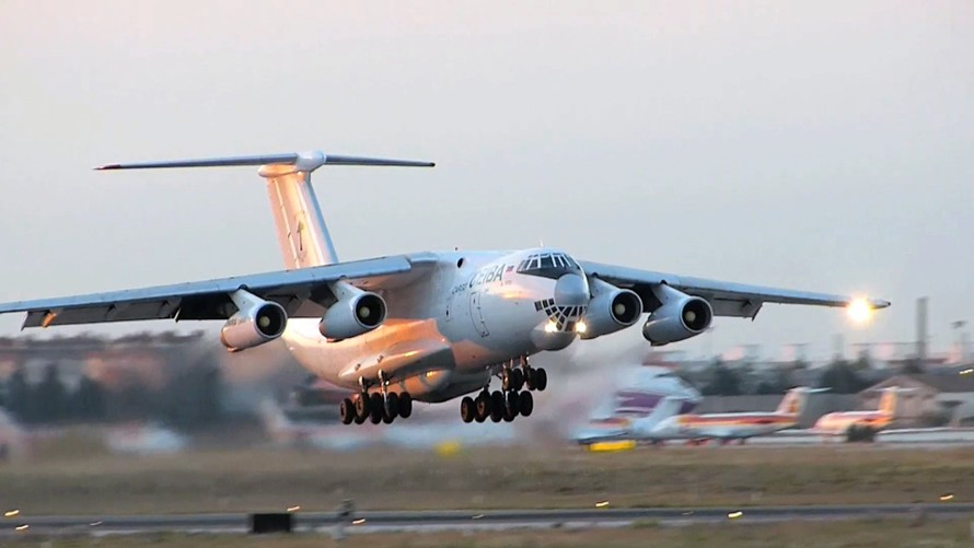 Máy bay tiếp dầu Il-78 ‘khủng’ cỡ nào?