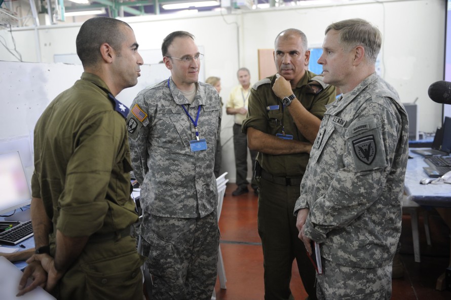 Mỹ đưa quân tới Đông Âu tập trận 'Sư tử bạc 2015'