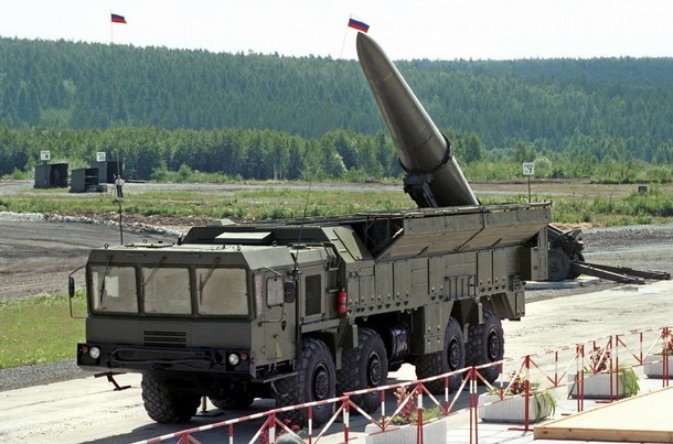 Nga điều tổ hợp tên lửa Iskander-M tới miền Nam làm gì?