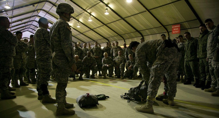 Các căn cứ quân sự Mỹ tại châu Âu đang được thắt chặt an ninh trước nguy cơ khủng bố