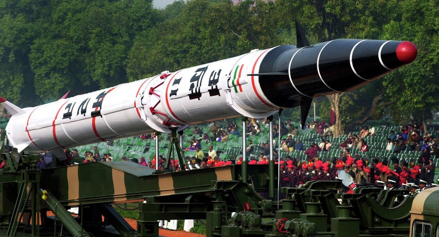 Ấn Độ khai hỏa tên lửa đạn đạo liên lục địa Agni-V