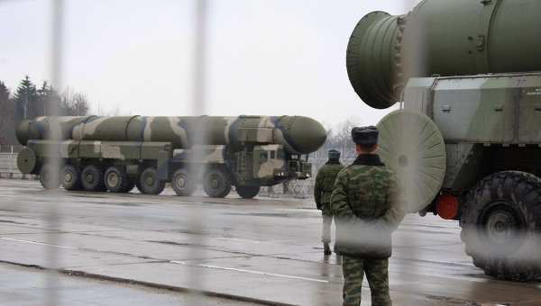 Nga bất ngờ đưa hàng loạt siêu vũ khí vào trực chiến