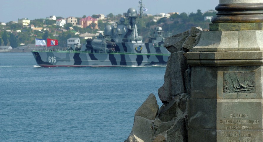 Ukraine 'căng như dây đàn', Nga bất ngờ tập trận tại Biển Đen