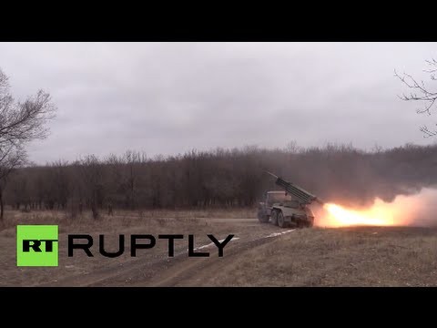 [VIDEO] Ly khai Ukraine khai hỏa rocket đa nòng khét tiếng
