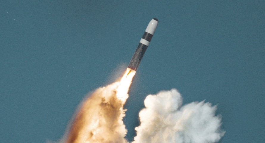 Tên lửa hạt nhân Trident D5