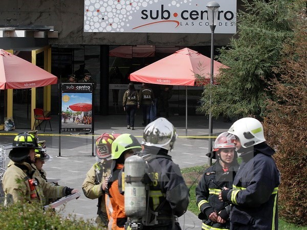 Hiện trường một vụ đánh bom ở Santiago. (Ảnh: THX/TTXVN)