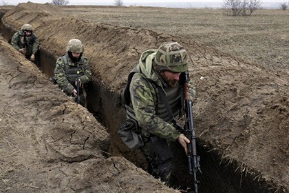 Mỹ bất ngờ trì hoãn kế hoạch huấn luyện binh sĩ Ukraine