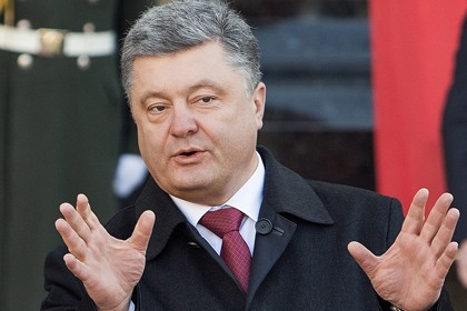 Tổng thống Poroshenko tin rằng, Nga đã triển khai các tên lửa có thể mang đầu đạn hạt nhân trên bán đảo Crimea