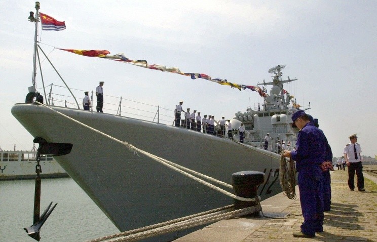 Chiến hạm Trung Quốc được điều động đến Yemen để sơ tán công dân