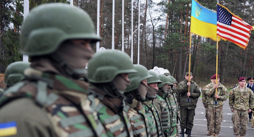 Lính dù Ukraine kết thúc tập trận lớn nhất trong nhiều năm