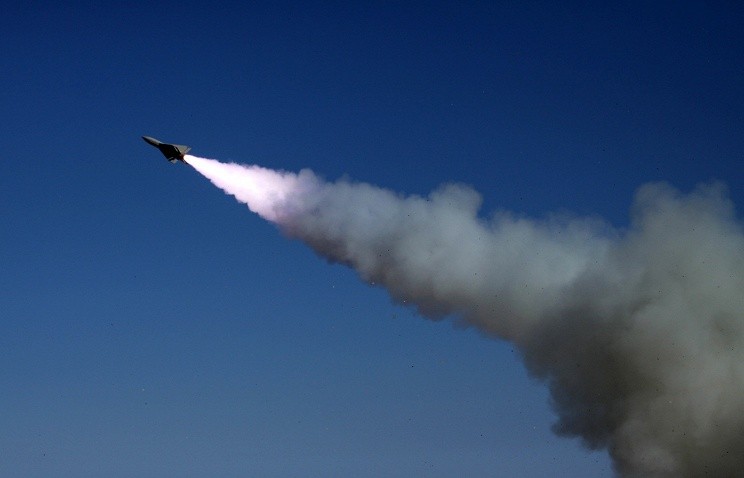 Iran thử thành công hệ thống phòng thủ tên lửa Talash