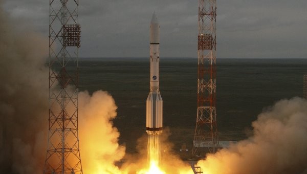 Tên lửa Nga gặp sự cố, vệ tinh Mexico bốc cháy trong bầu khí quyển