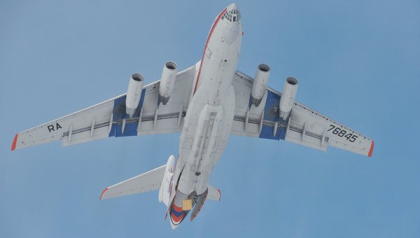 Máy bay vận tải quân sự hạng nặng Il-76