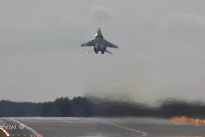 Tận thấy tiêm kích MiG-29 cất cánh thẳng đứng