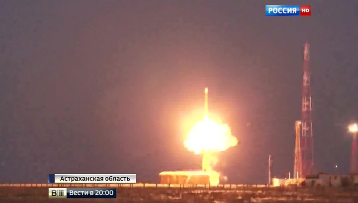 [VIDEO] Siêu tên lửa RS-12M Nga rời bệ phóng