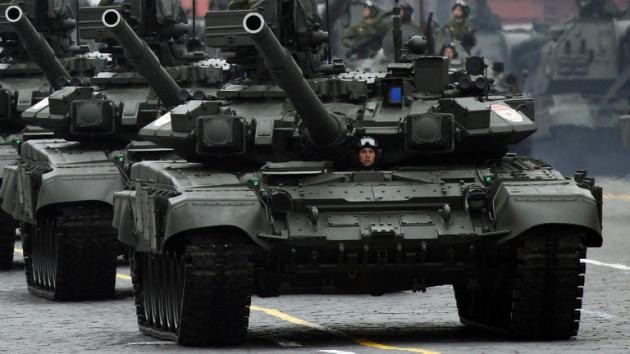 THẾ GIỚI 24H: Nga triển khai xe tăng, trọng pháo ở sân bay Syria?