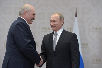Tổng thống Belarus Alexander Lukashenko và Tổng thống Nga Vladimir Putin tại cuộc gặp song phương. Ảnh: RIA Novosti