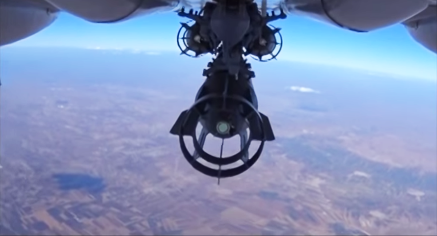 [VIDEO] Cận cảnh ‘xe tăng bay’ Su-34 oanh tạc mục tiêu IS ở Syria