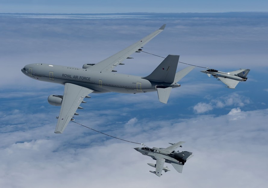 THẾ GIỚI 24H: Tiêm kích Anh chặn máy bay ném bom Nga