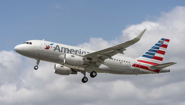 Một máy bay hành khách của hãng American Airlines. Ảnh: AP