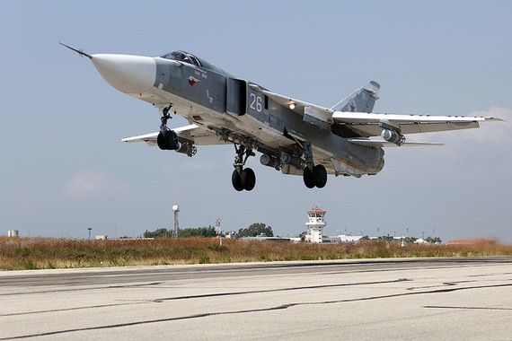 Cường kích Su-24M của không quân Nga. Ảnh: Tass