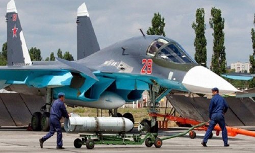[ẢNH] Nga tăng viện 4 ‘xe tăng bay’ Su-34 tới Syria