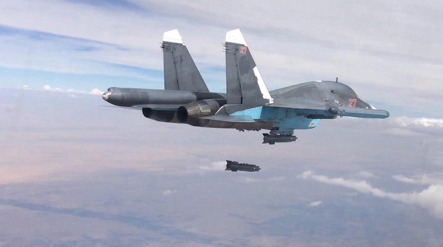 Không quân Nga xuất kích hỗ trợ Quân đội Syria Tự do