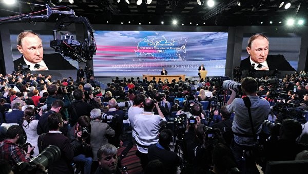 1.390 đại diện của các phương tiện truyền thông trong và ngoài nước tham gia cuộc họp báo lớn lần thứ 11 của Tổng thống Nga Vladimir Putin. Ảnh: RIA Novosti 