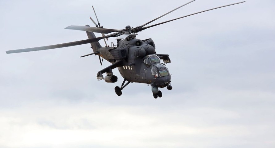 Không quân Nga nhận 140 máy bay và trực thăng