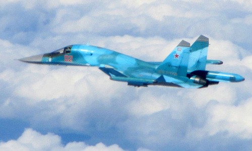 Tiêm kích Su-34. 