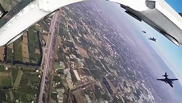 Phi đội không quân Nga xuất kích ở Syria. Ảnh: RIA Novosti
