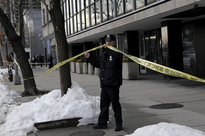 Cảnh sát Mỹ phong tỏa hiện trường một vụ nổ súng ở New York. Ảnh: Reuters