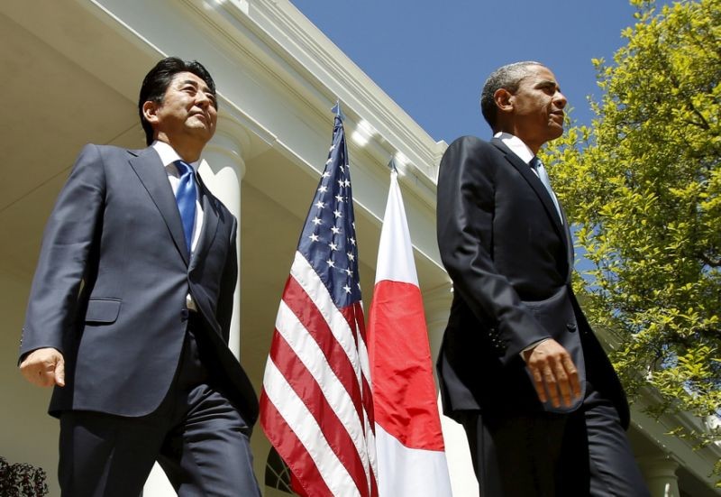 Tổng thống Mỹ Obama (bên phải) sẽ có chuyến thăm và làm việc tại Nhật Bản vào cuối tháng 5 này. Ảnh: AP