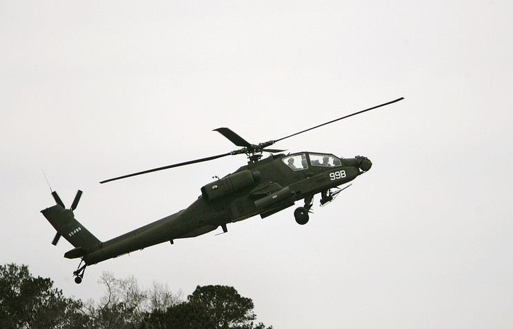 Trực thăng tấn công AH – 64 Apache. Ảnh: EPA