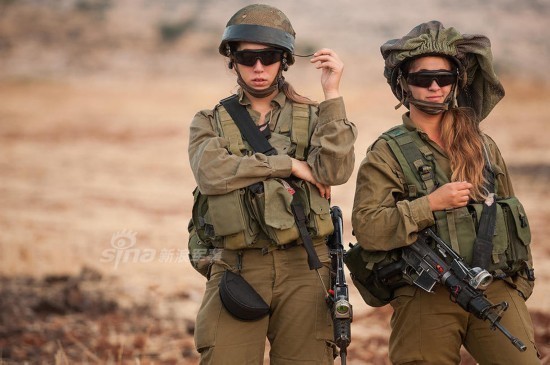 [ẢNH] ‘Bóng hồng sa mạc’ trong quân đội Israel