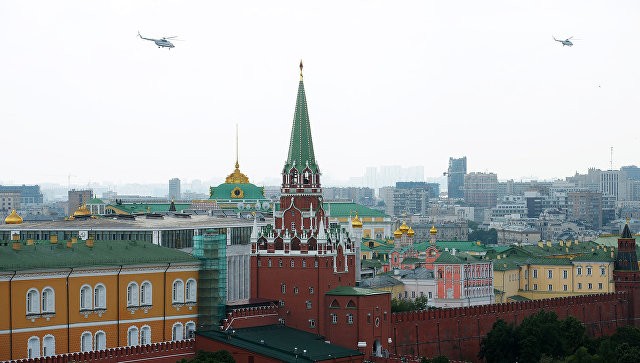 Điện Kremlin khẳng định tiếp tục chiến dịch chống khủng bô, bất chấp cảnh báo của IS. Ảnh: RIA Novosti