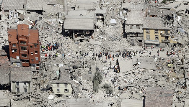 Hiện trường vụ động đất ở miền Trung nước Ý. Ảnh: AP