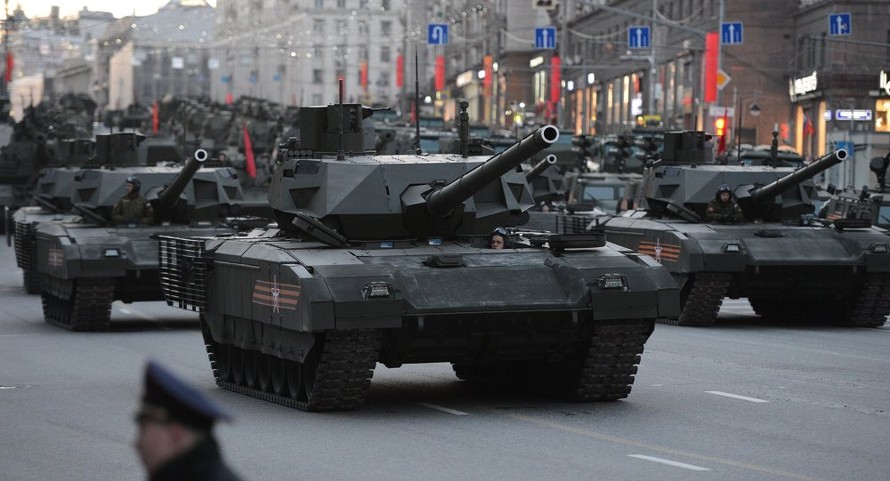 Siêu tăng T-14 Armata của Nga miễn nhiễm trước tên lửa TOW Mỹ?. Ảnh: Sputnik