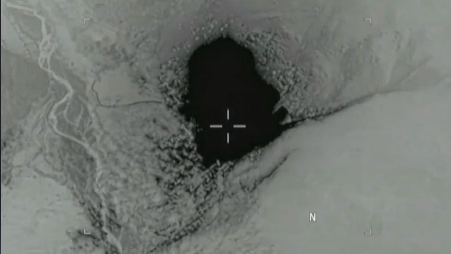 [VIDEO] Thời khắc ‘Mẹ của các loại bom’ GBU-43 công phá mục tiêu IS