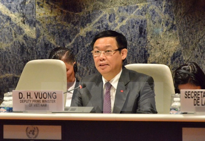 Phó Thủ tướng Chính phủ Vương Đình Huệ tham dự và phát biểu tại Phiên họp lần thứ 64 Ủy ban Thương mại và Phát triển của Hội nghị Liên hợp quốc về Thương mại và Phát triển (UNCTAD). (Ảnh: Hoàng Hoa/TTXVN)