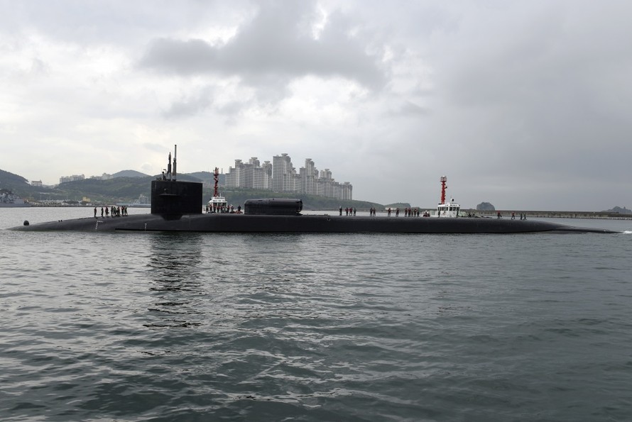 Tàu ngầm Mỹ mang hơn 150 tên lửa Tomahawk tới Hàn Quốc