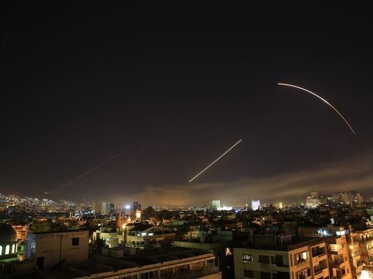 Phòng không Nga không chặn tên lửa Mỹ, Syria dùng S-200 chống đỡ