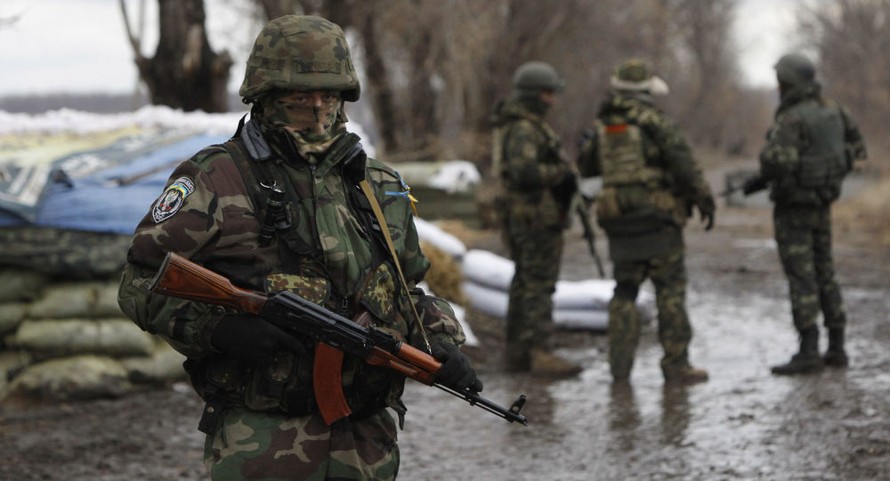 Nghị sĩ Crimea: Ukraine đưa quân đến biên giới Nga