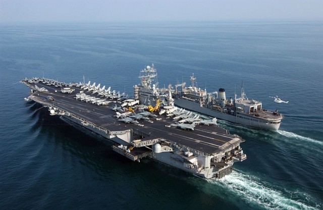 Cụm tàu sân bay Mỹ USS Harry Truman tiến vào Địa Trung Hải. Ảnh: US Navy