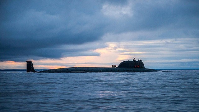 Siêu tàu ngầm Nga thị uy sức mạnh với lửa hành trình Kalibr